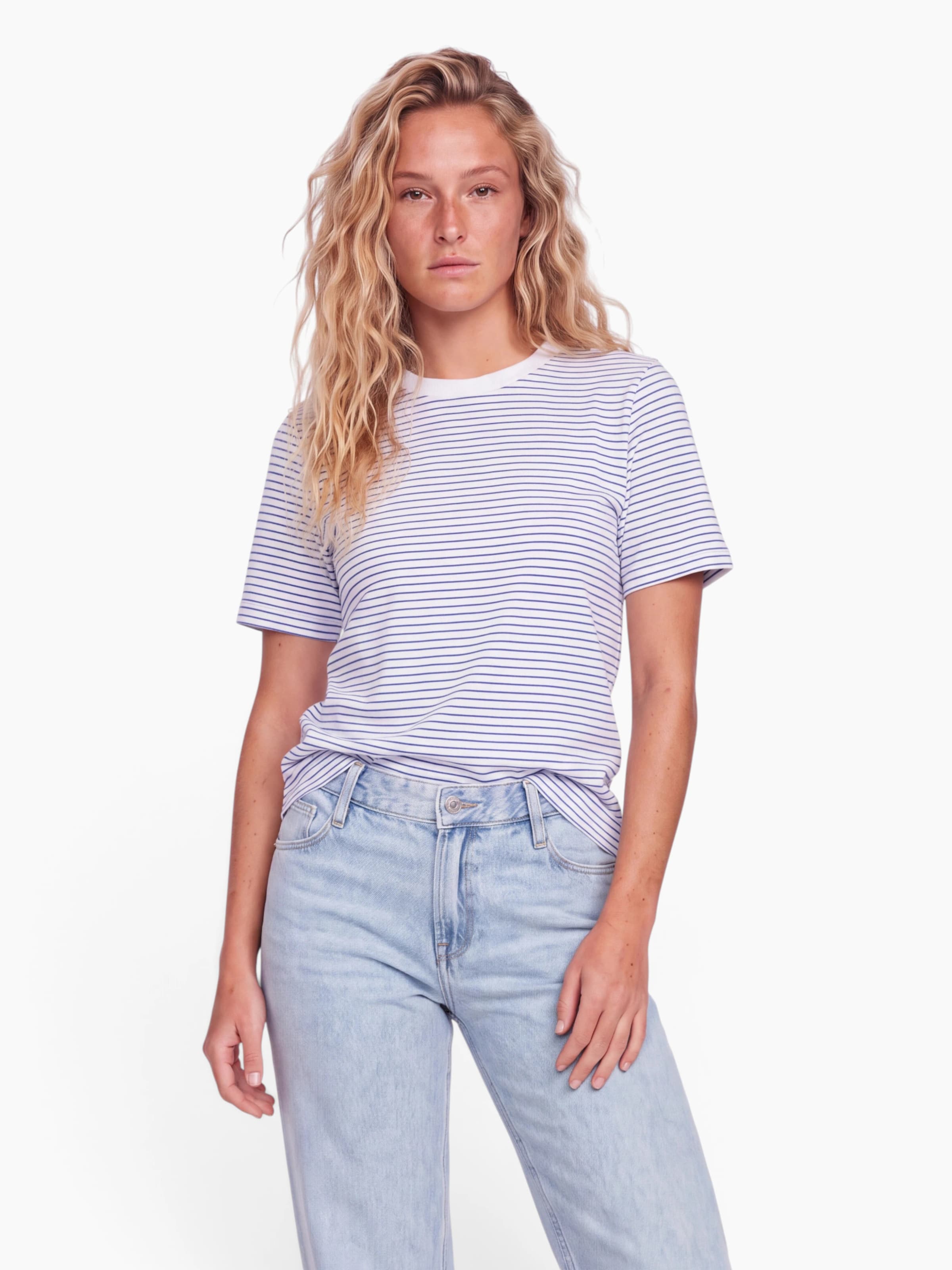PIECES T-Shirt 'PCRIA' in Weiß: Vorderseite