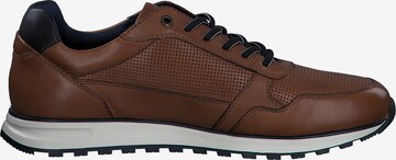 s.Oliver Sneakers laag in Bruin