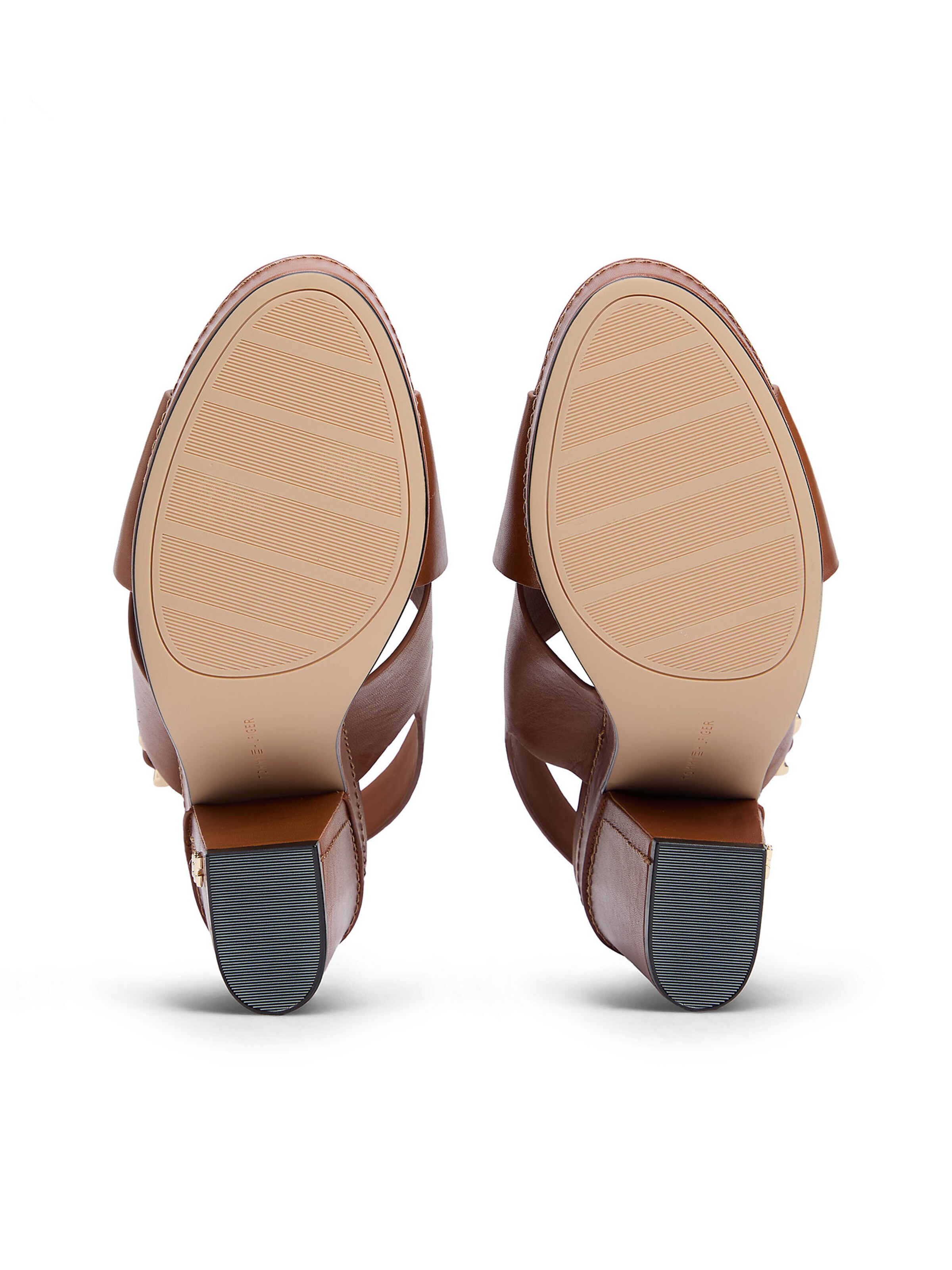 TOMMY HILFIGER Pumps in Bruin