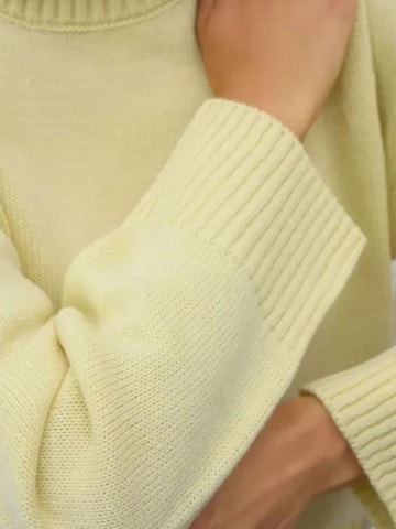 Hiccup Sweter w kolorze żółty