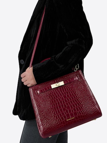 Victoria Hyde Handbag ' Victoria III' in Red