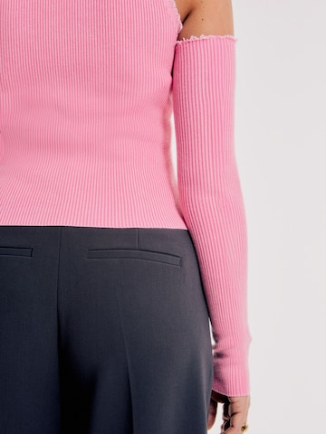 Tops en tricot 'Cara' OUT OF ORBIT en rose