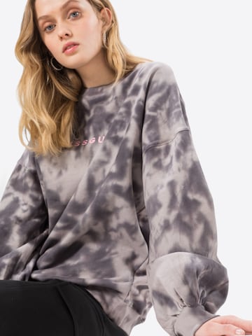 Sweat-shirt Missguided en gris