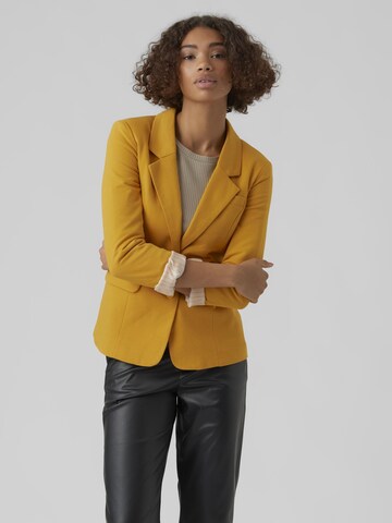 VERO MODA Blazer 'VMHARUKI' in Yellow: front