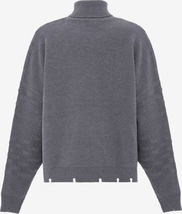 faina - Pullover em cinzento