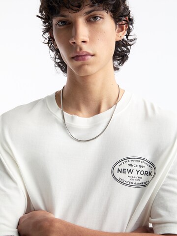 Pull&Bear Shirt in White