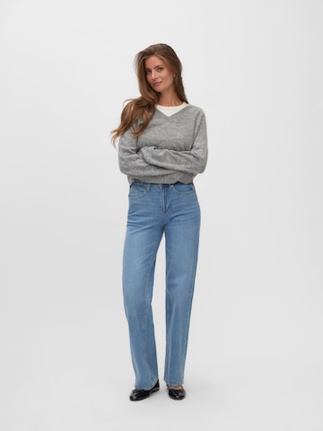 VERO MODA - Jersey 'VMTEAK' en gris