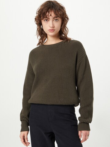 Wemoto Sweater in Green: front