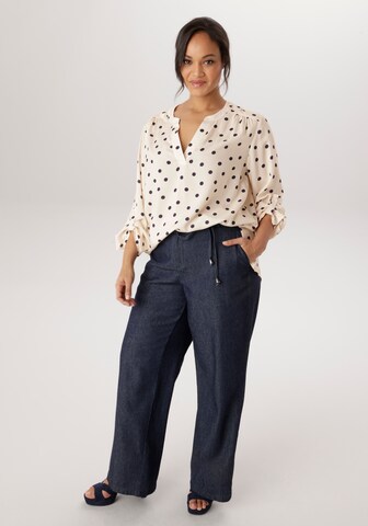 Aniston Blouse in Beige