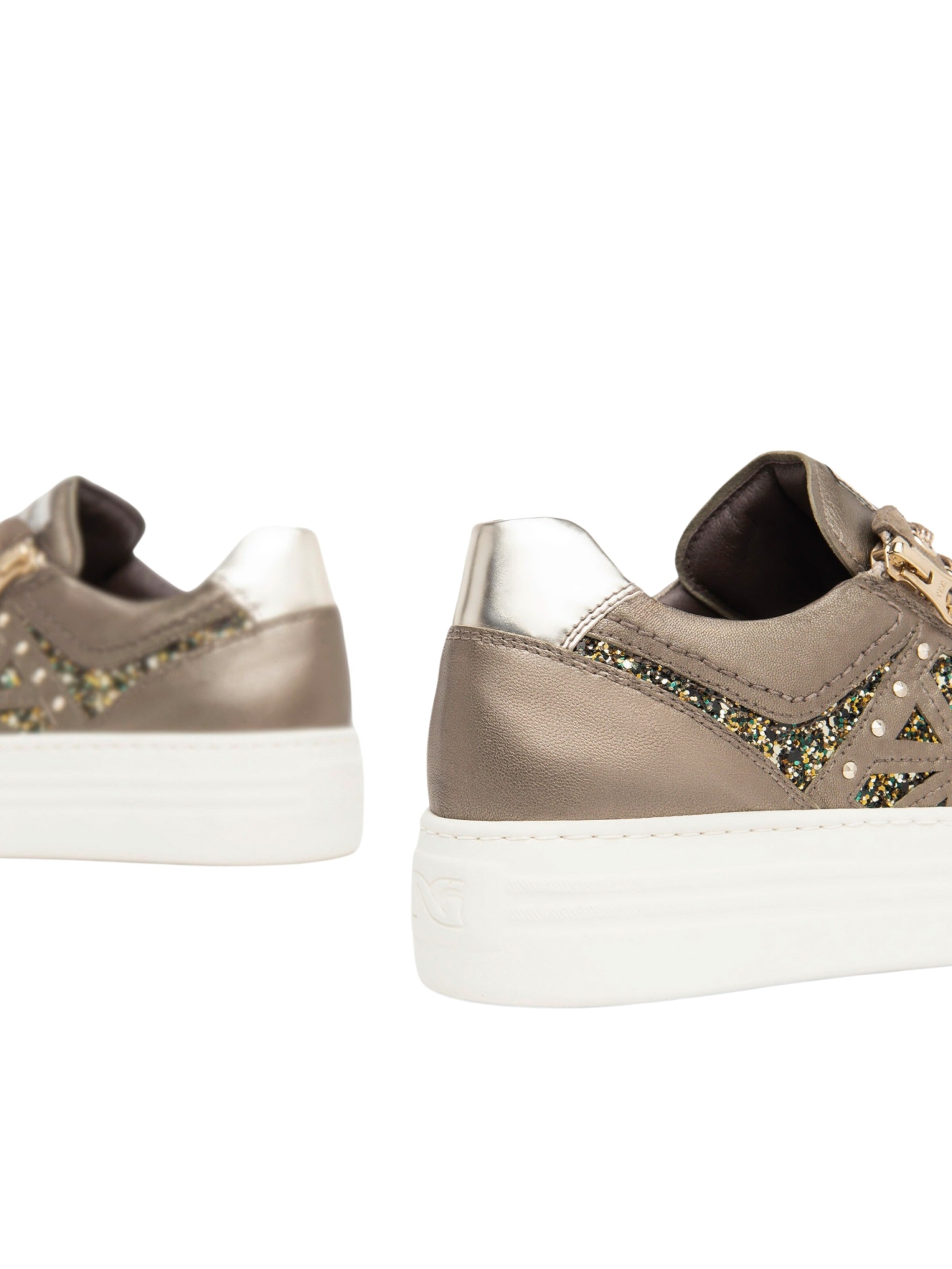 Baskets basses Nero Giardini en bronze