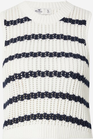 HOLLISTER Knitted top in White: front