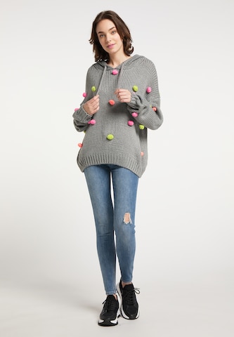 MYMO Sweater in Grey