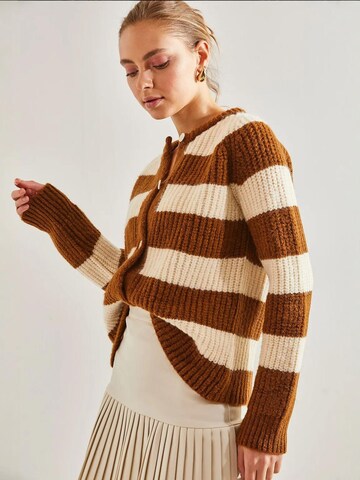 Bianco Lucci Strickjacke in Braun