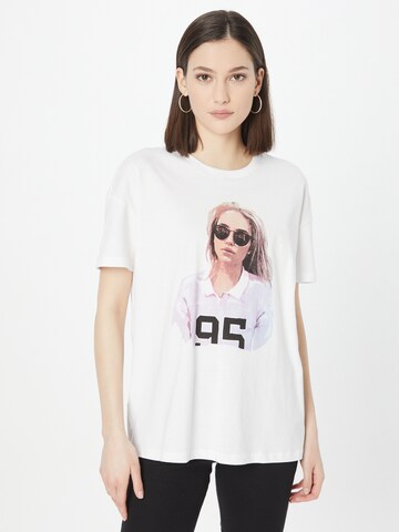 ONLY - Camiseta 'TAMMY' en blanco: frente