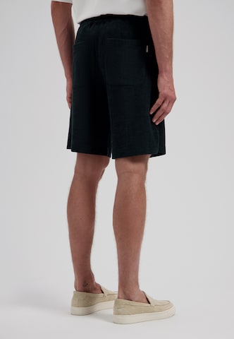 Dstrezzed Regular Shorts 'Logan' in Blau