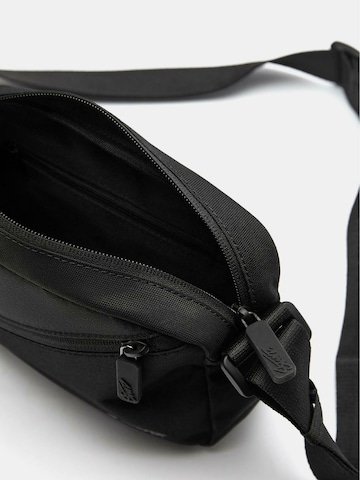 Pull&Bear Válltáska 'STWD' - fekete