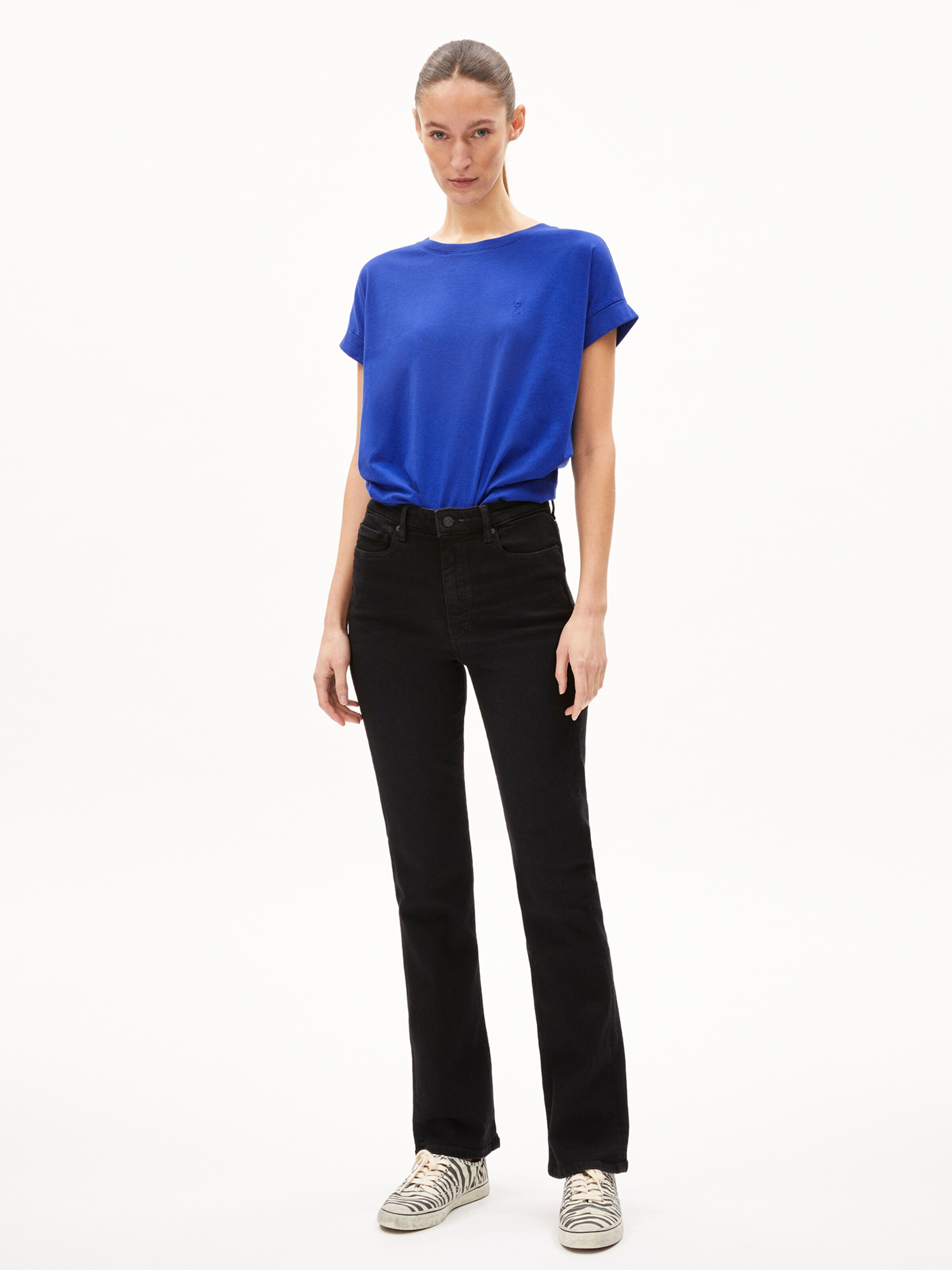 ARMEDANGELS T-Shirt IDAARA in Blau: Vorderseite