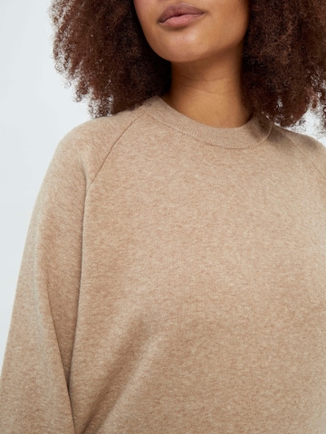 Pullover 'Rosalia' di Peppercorn in beige