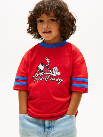 T-Shirt 'TAKE IT EASY' TOMMY HILFIGER en rouge : devant