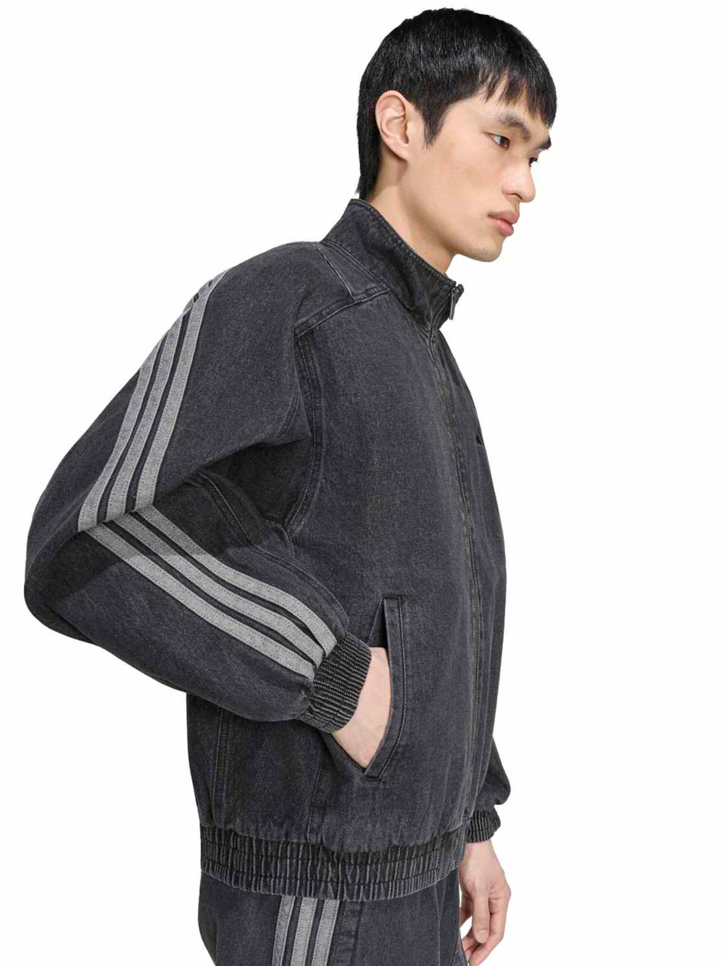 ADIDAS SPORTSWEAR Демисезонная куртка 'STA' в Черный