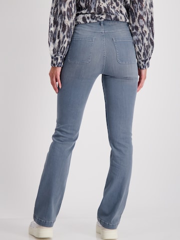 Flared Jeans di monari in blu