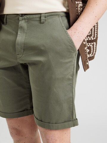 Regular Pantalon chino 'John' QS en vert