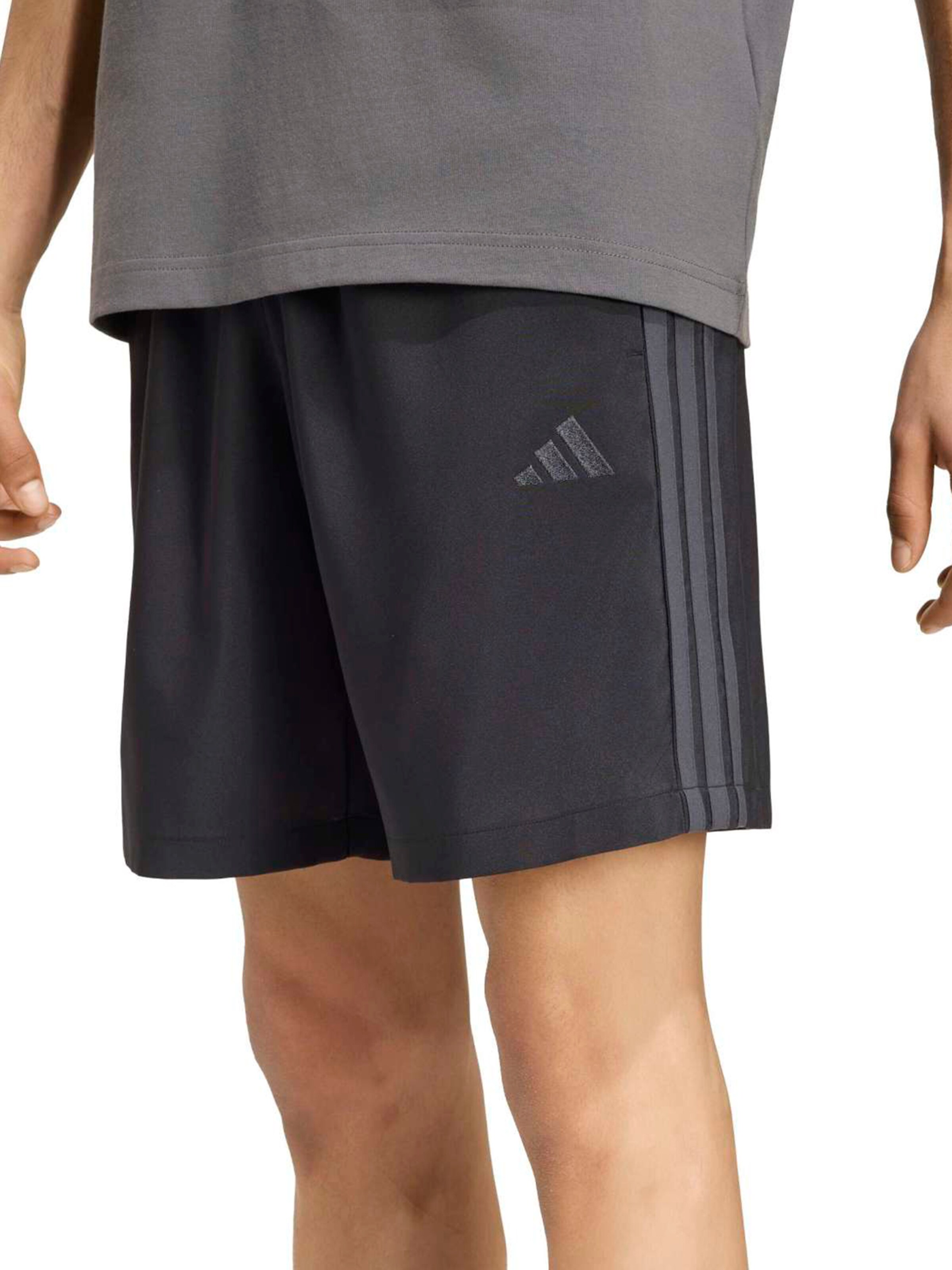 ADIDAS SPORTSWEAR Lużny krój Spodnie sportowe 'Essentials Chelsea Lite' w kolorze czarny