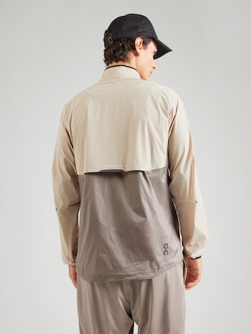 On Sportsjakke i beige