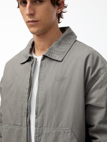 Veste mi-saison Pull&Bear en gris