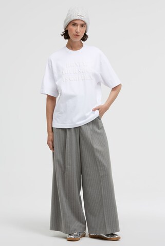 SENSES.THE LABEL T-Shirt TE:CLA Oversized mit Wording Print in Weiß