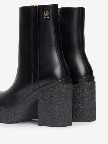 TOMMY HILFIGER Ankle Boots in Schwarz