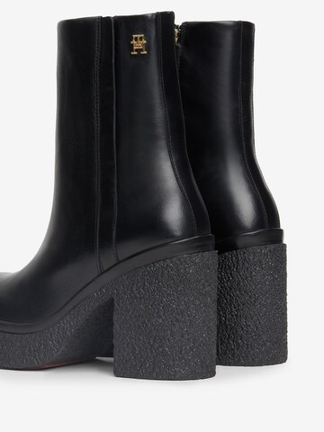 TOMMY HILFIGER Booties in Black