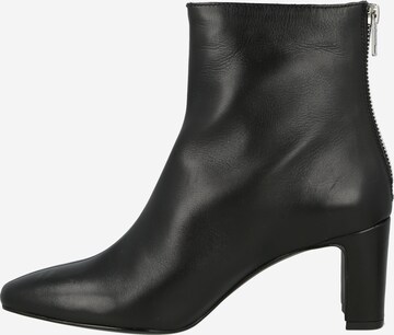 Karolina Kurkova Originals Ankle Boots 'Grace' in Black