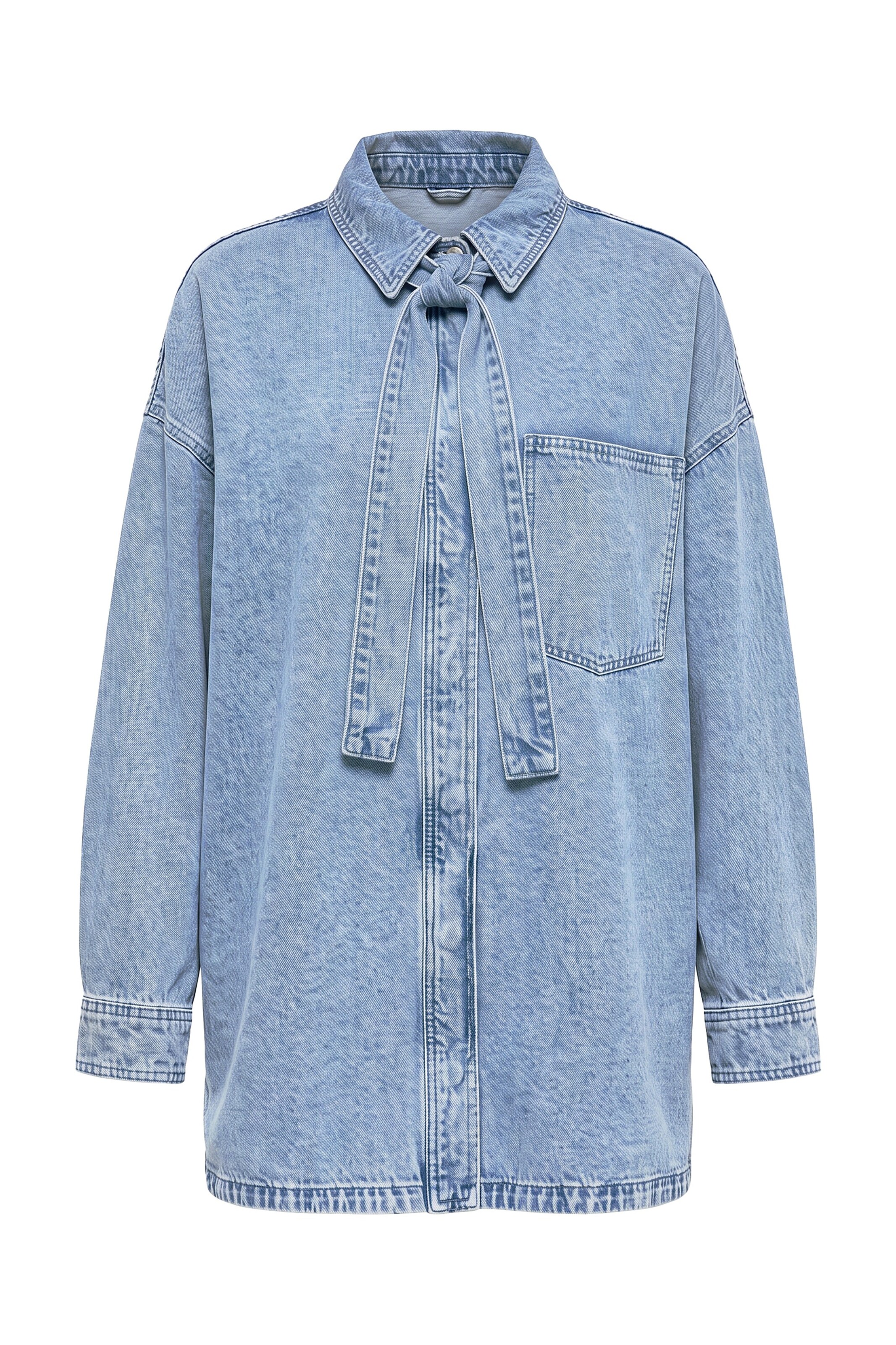 Studio Untold Blouse in Blue: front