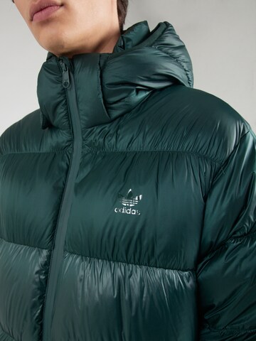 ADIDAS ORIGINALS Winterjas 'Adicolor' in Groen