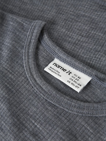 NAME IT Shirt 'NMNWAX' in Grau