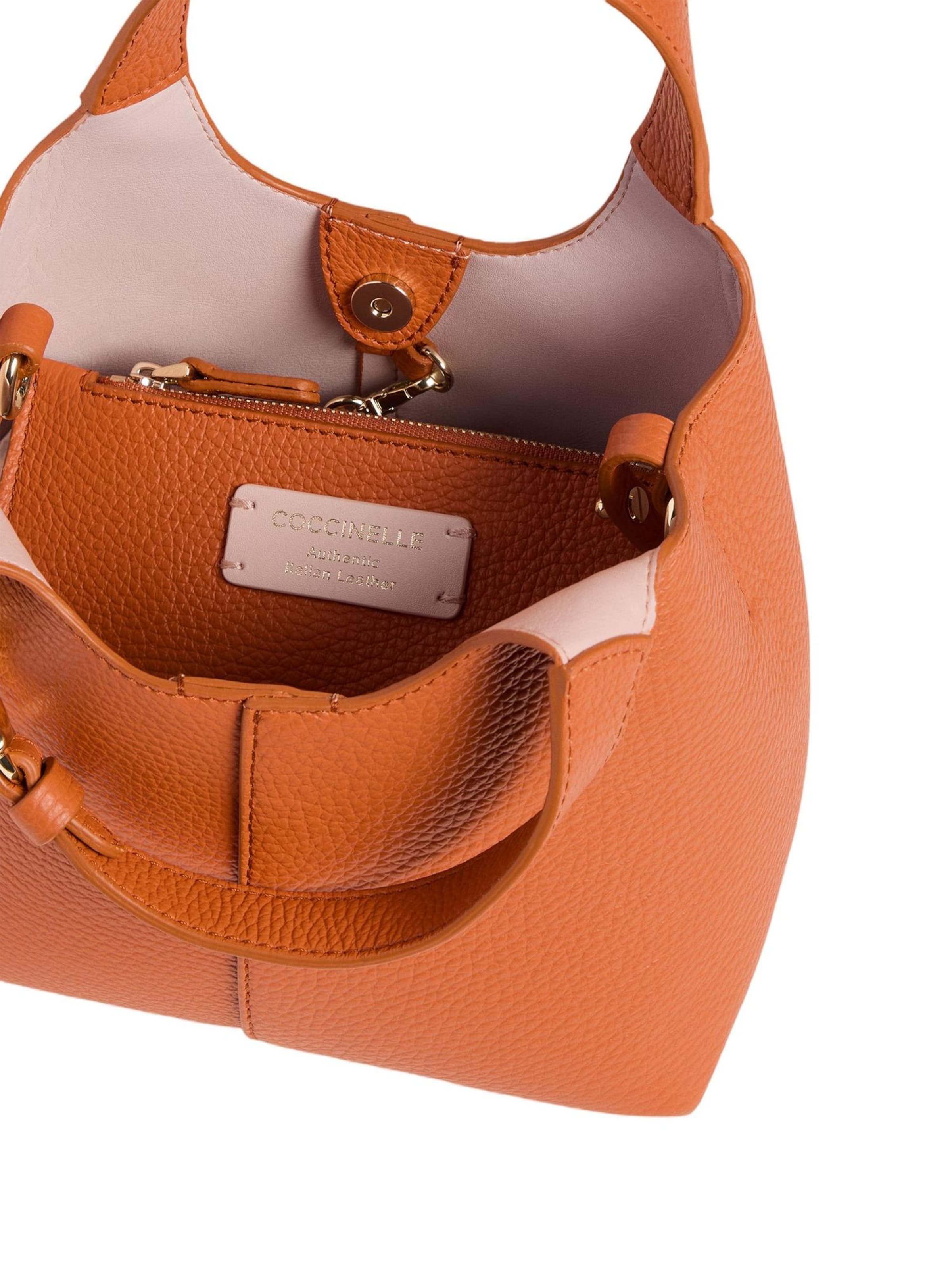 Borsa a mano 'COCCINELLE C-Easy S26' di Coccinelle in arancione