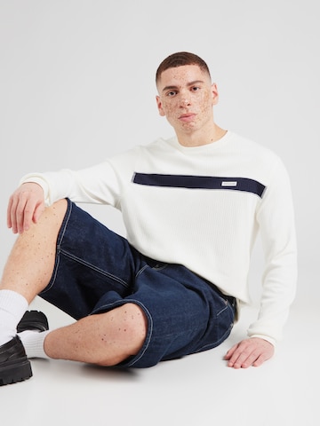 GUESS Shirt in Weiß: Vorderseite