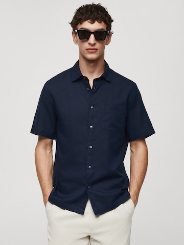 MANGO MAN Regular fit Overhemd 'Ants' in Blauw: voorkant