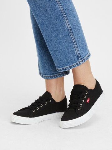 Baskets basses 'MALIBU BEACH' LEVI'S ® en noir : devant