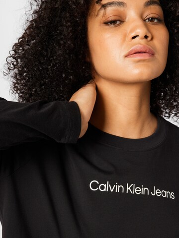 Tricou de la Calvin Klein Jeans Curve pe negru
