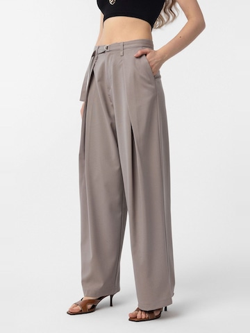 Effilé Pantalon 'Marika' Antioch en beige : devant