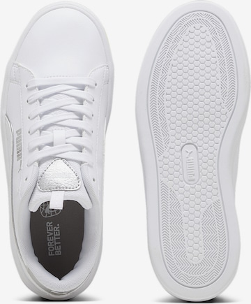 Baskets basses PUMA en blanc