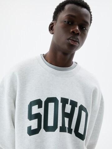 Pull&Bear Sweatshirt in Grau