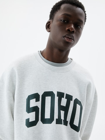 Pull&Bear Sweatshirt in Grey