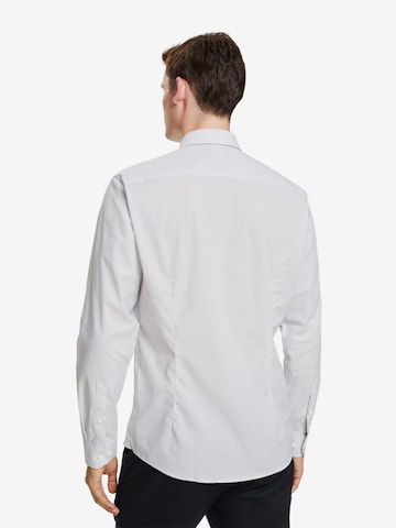 Coupe regular Chemise ESPRIT en blanc