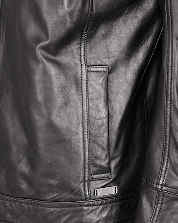 MUSTANG Between-Season Jacket ' 31021312 ' in Black