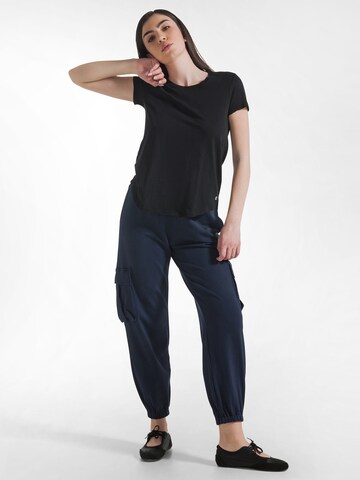 Maglietta di DEHA in nero