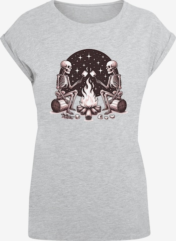 F4NT4STIC T-Shirt 'Skelette Lagerfeuer Marshmallow' in Grau: Vorderseite