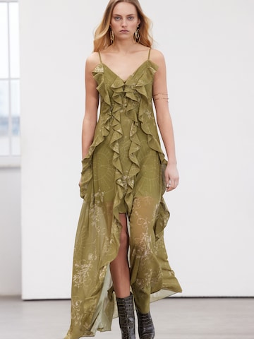 Robe Trendyol en vert : devant